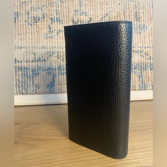 Black Gucci Long Wallet With Blue Interior - Picture 3 of 5